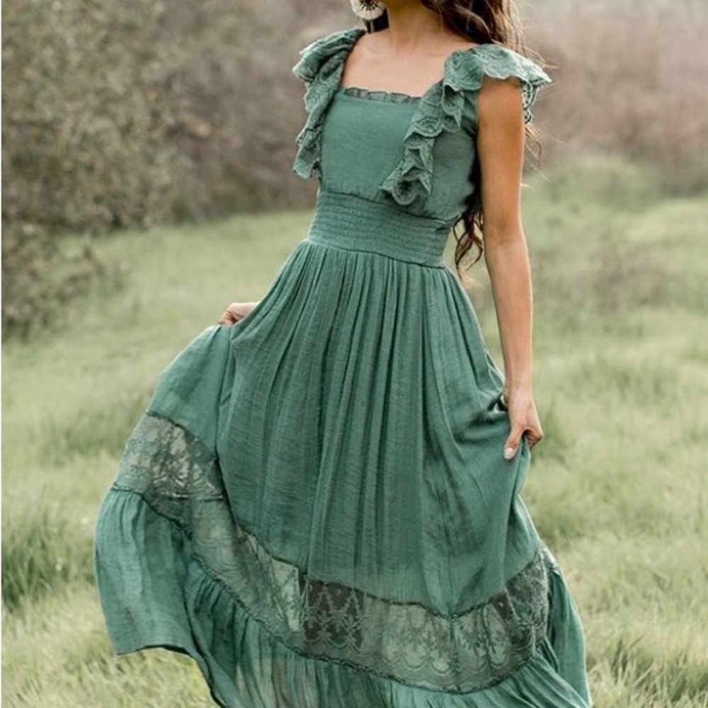 Elegant Green Ruffle Maxi Dress